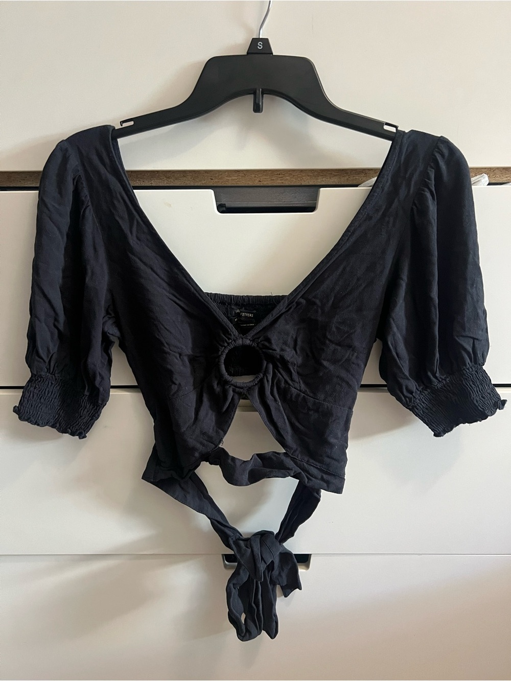 Urban Outfitters Black Tie-Back Puff Sleeve Crop Top